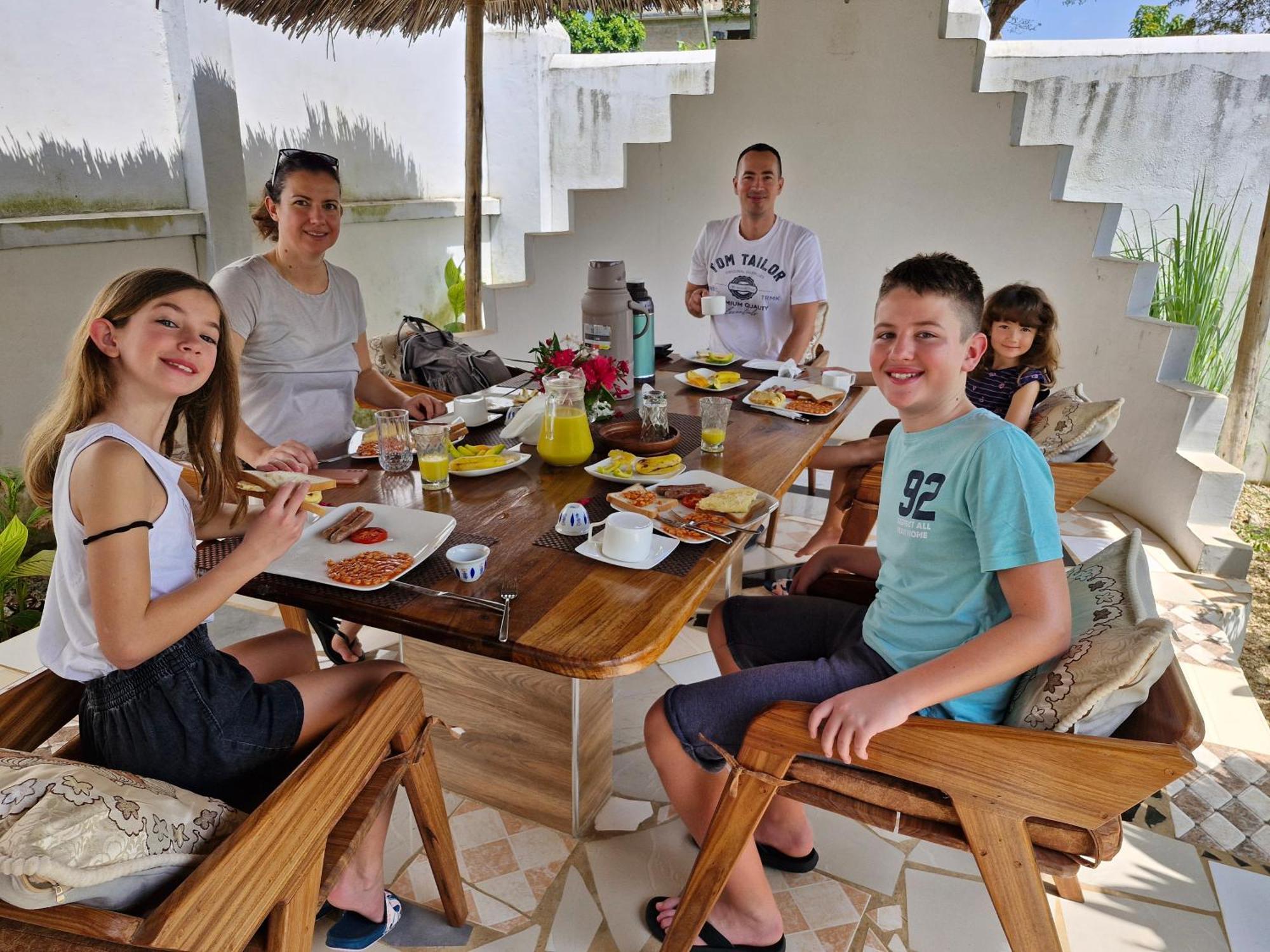 64 Zenj House Luxury Airport B&B Mbweni Luaran gambar