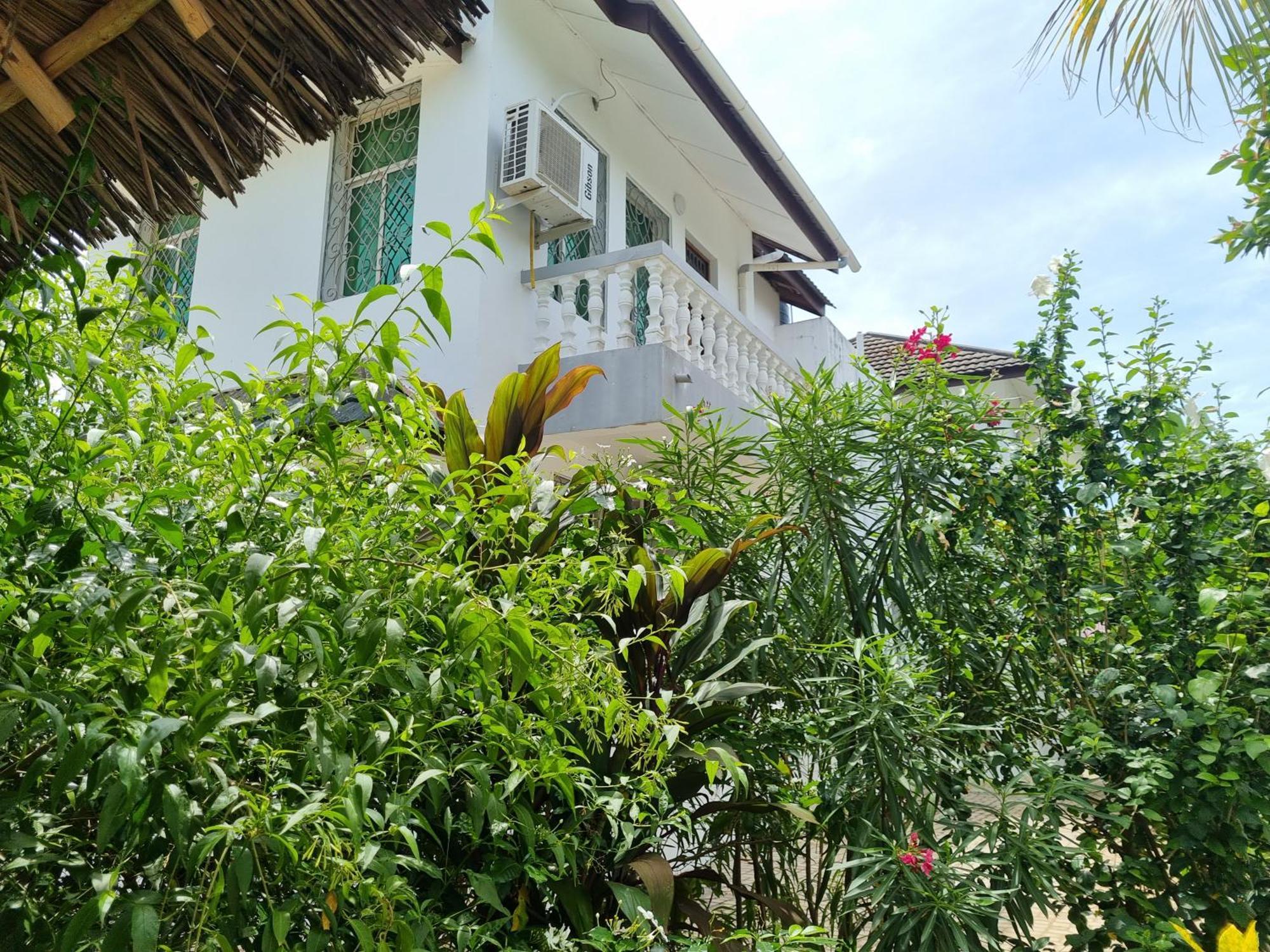 64 Zenj House Luxury Airport B&B Mbweni Luaran gambar