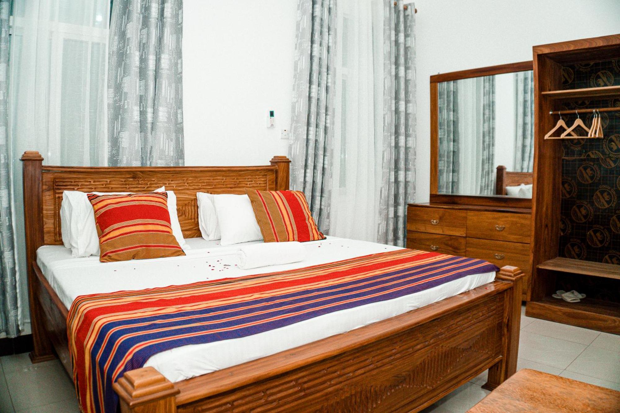 64 Zenj House Luxury Airport B&B Mbweni Luaran gambar