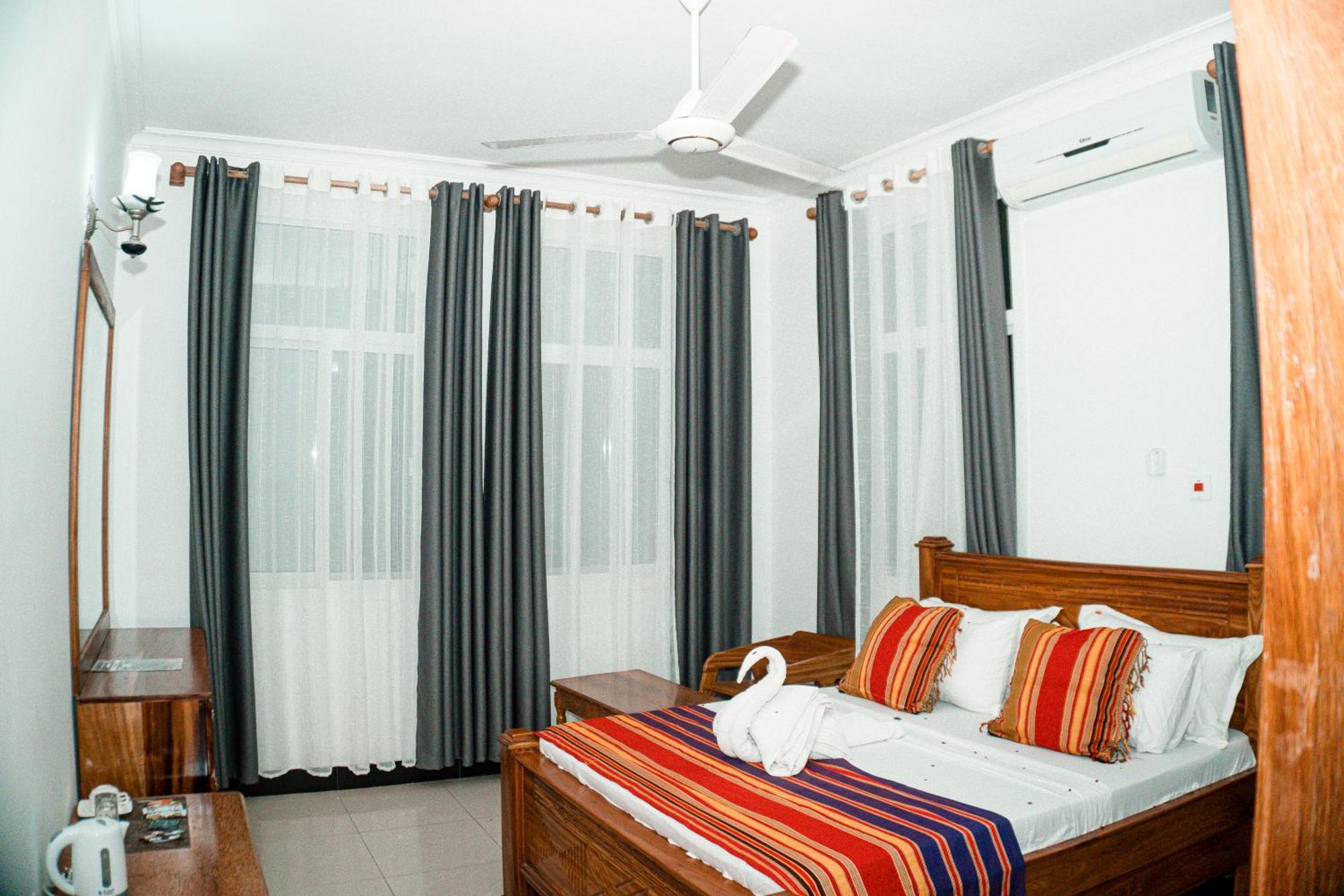 64 Zenj House Luxury Airport B&B Mbweni Luaran gambar